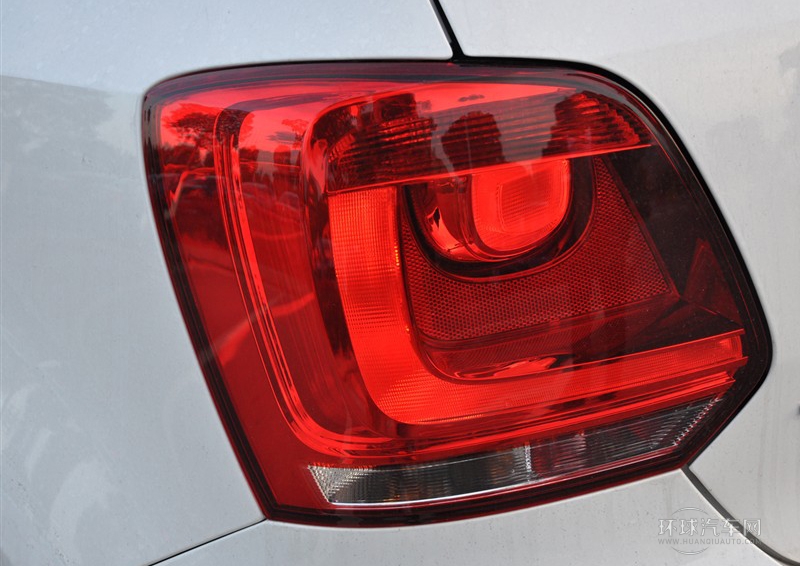 2014款 1.6L 手動舒適版