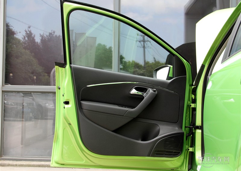 2014款 1.6L 自動(dòng)豪華版