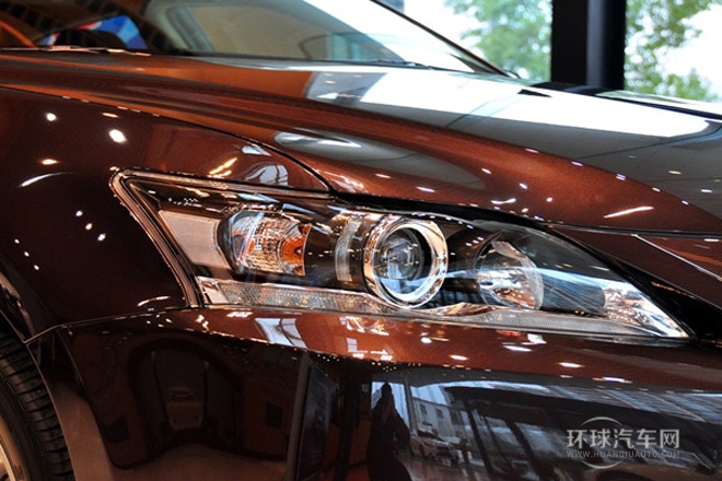 2014款 CT200h 舒適版 單色