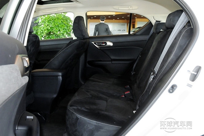 2014款 CT200h 舒適版 雙色