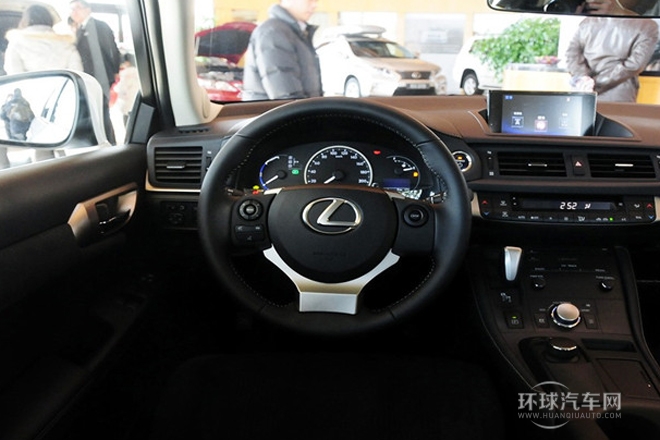 2014款 CT200h 舒適版 雙色