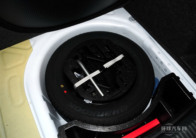 2013款 1.4TSI 手動(dòng)豪華型