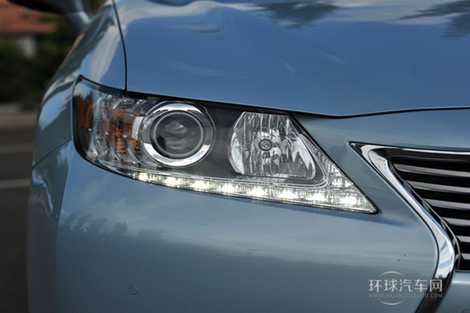 2013款 300h 豪華版