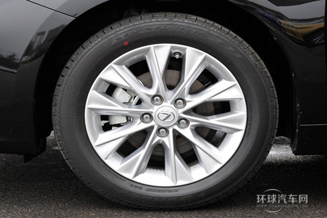 2013款 300h 精英版