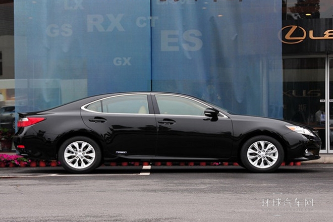 2013款 300h 精英版