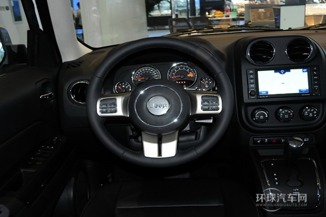 2014款 2.4L 豪華導航版