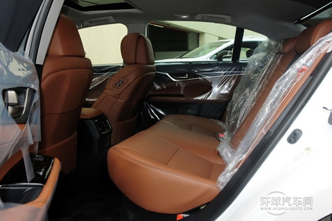 2014款 300h 豪華版