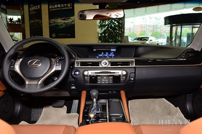 2014款 300h 領先版