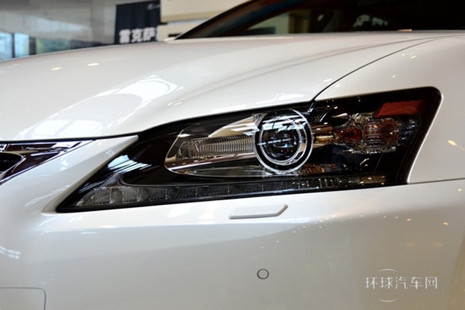 2014款 300h 領(lǐng)先版