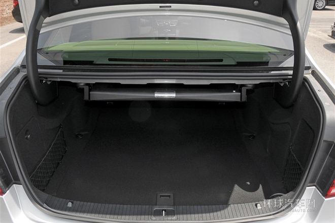 2014款改款E400L運動豪華版