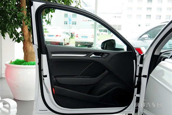 2014款Sportback 35 TFSI 舒適型