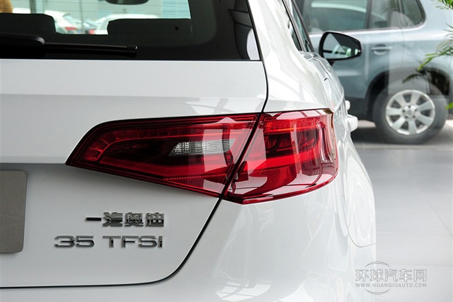 2014款Sportback 35 TFSI 舒適型