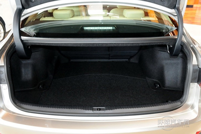 2013款 250 領先版