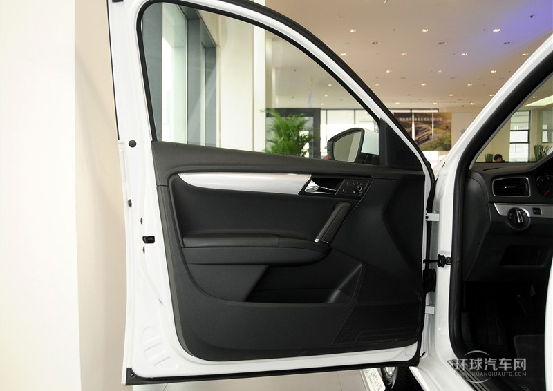 2013款 1.4TSI 自動豪華型