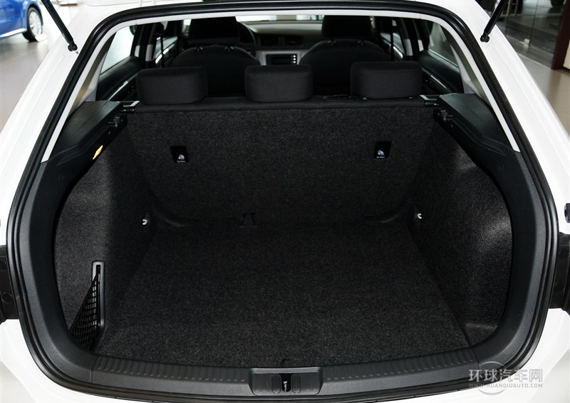 2013款 1.6L 手動(dòng)風(fēng)尚型