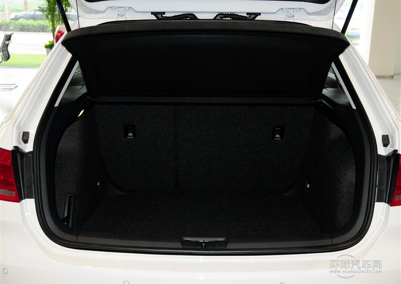 2013款 1.6L 手動(dòng)舒適型