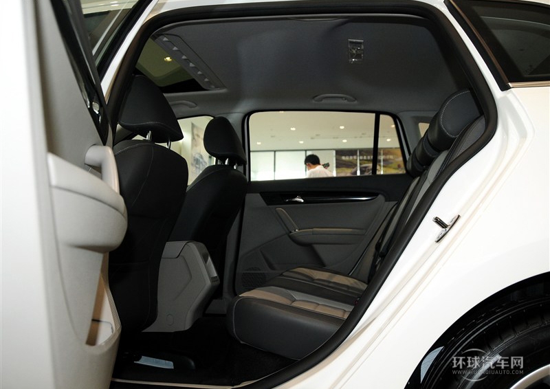 2013款 1.6L 手動舒適型