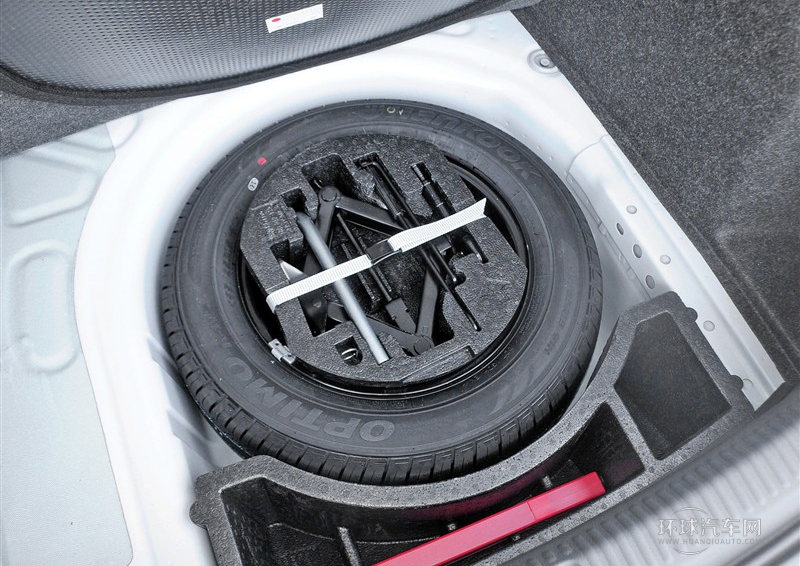 2013款 1.6L 自動(dòng)風(fēng)尚型