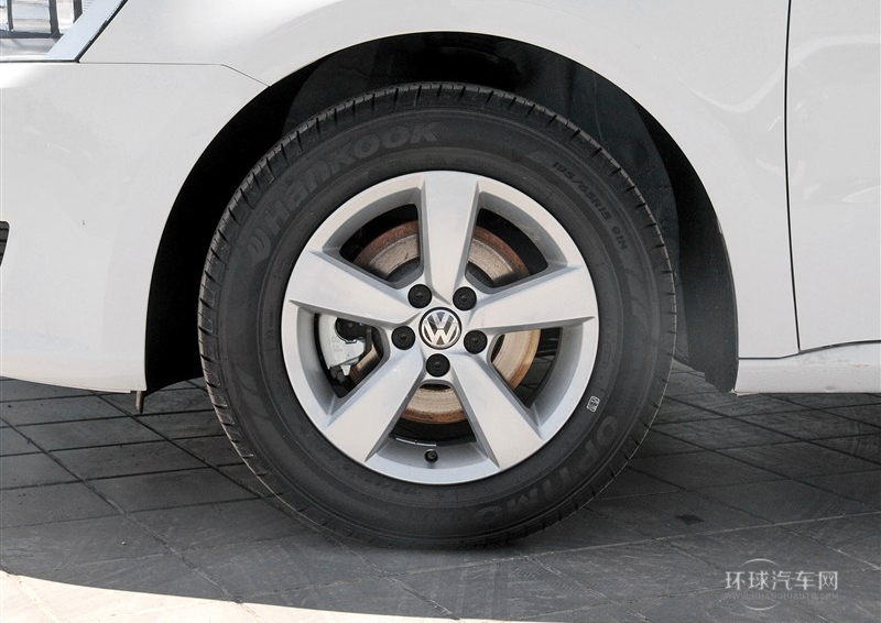 2013款 1.6L 自動(dòng)風(fēng)尚型