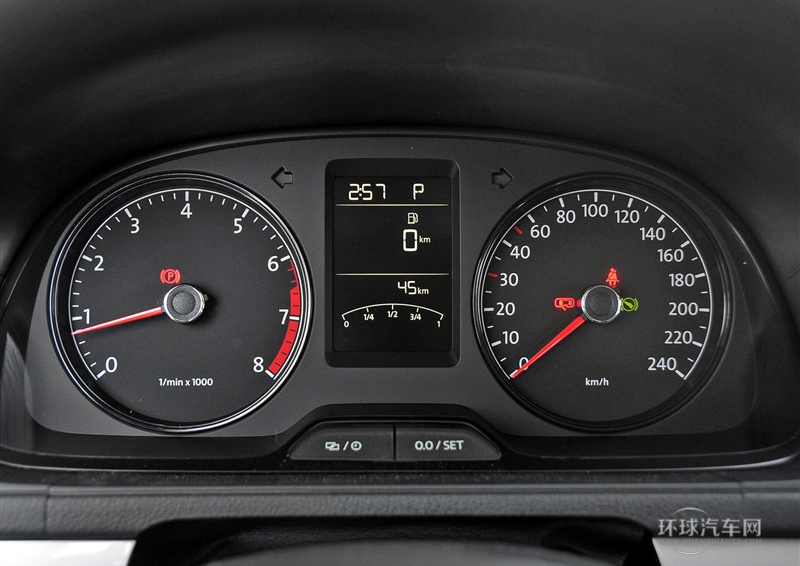 2013款 1.6L 自動(dòng)風(fēng)尚型