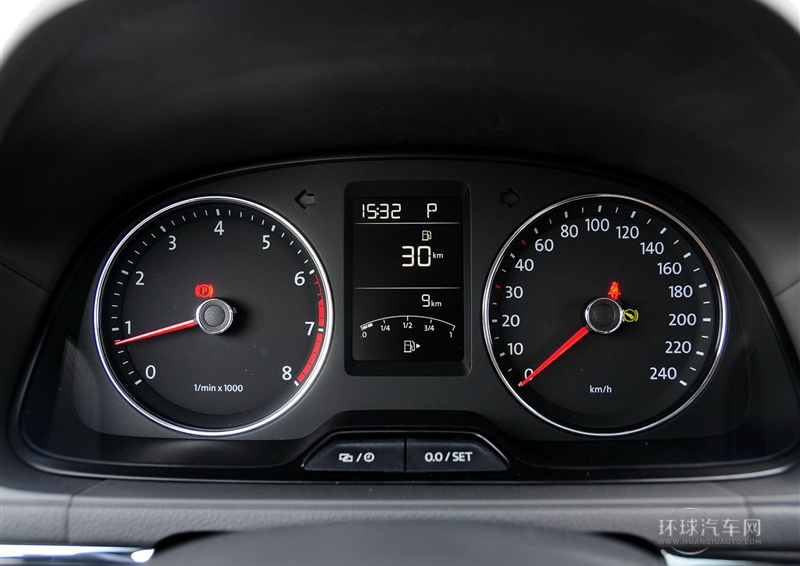 2013款 1.6L 自動豪華型