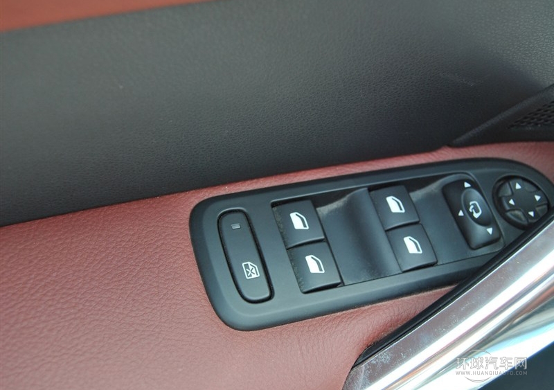 2013款 1.6T CC 羅蘭·加洛斯版