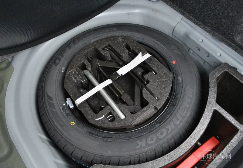 2013款 1.6L 自動舒適型