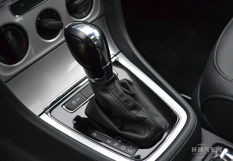 2013款 1.6L 自動(dòng)舒適型