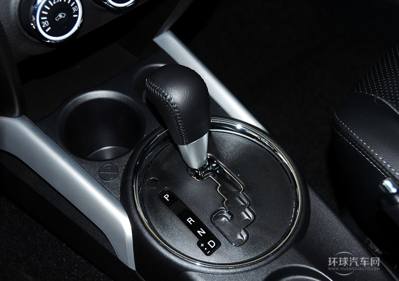 2013款 2.0L 兩驅豪華型