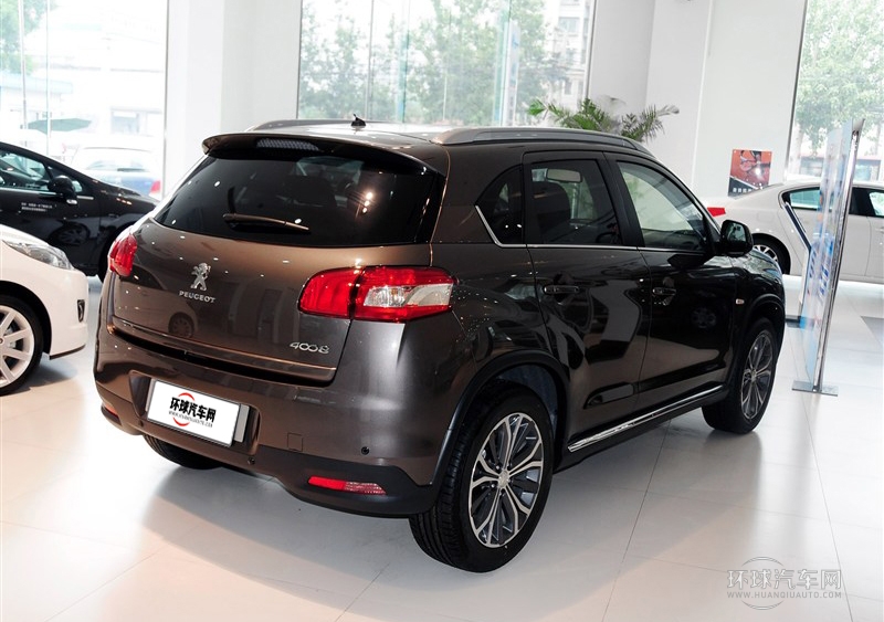 2013款 2.0L 兩驅豪華型