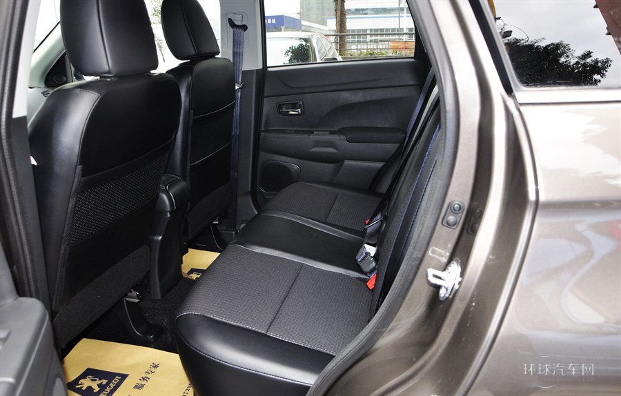 2013款 2.0L 兩驅進取型