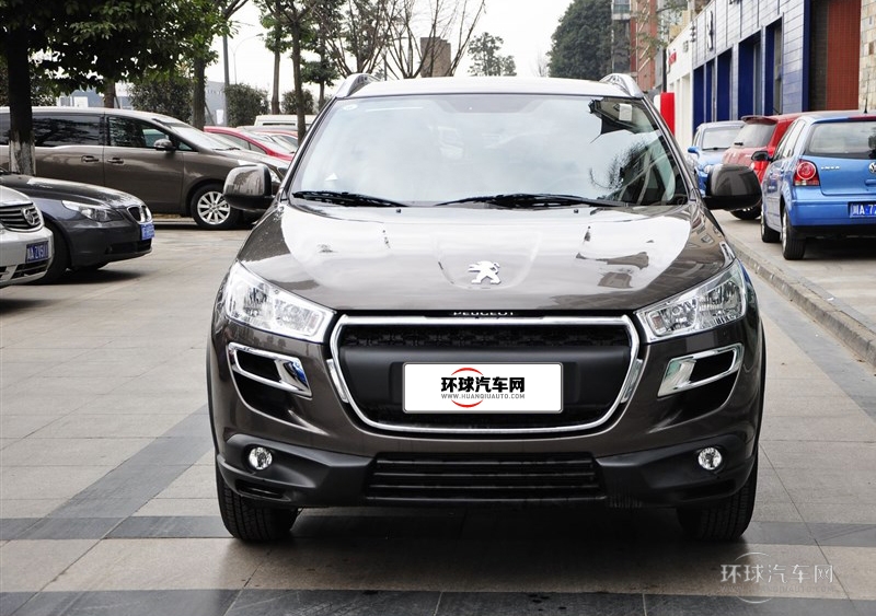 2013款 2.0L 兩驅進取型