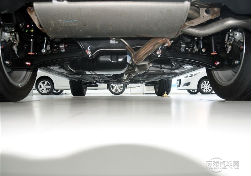 2013款 2.0L 兩驅時尚型