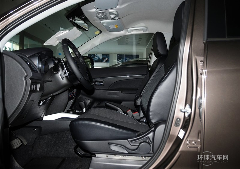 2013款 2.0L 四驅時尚型