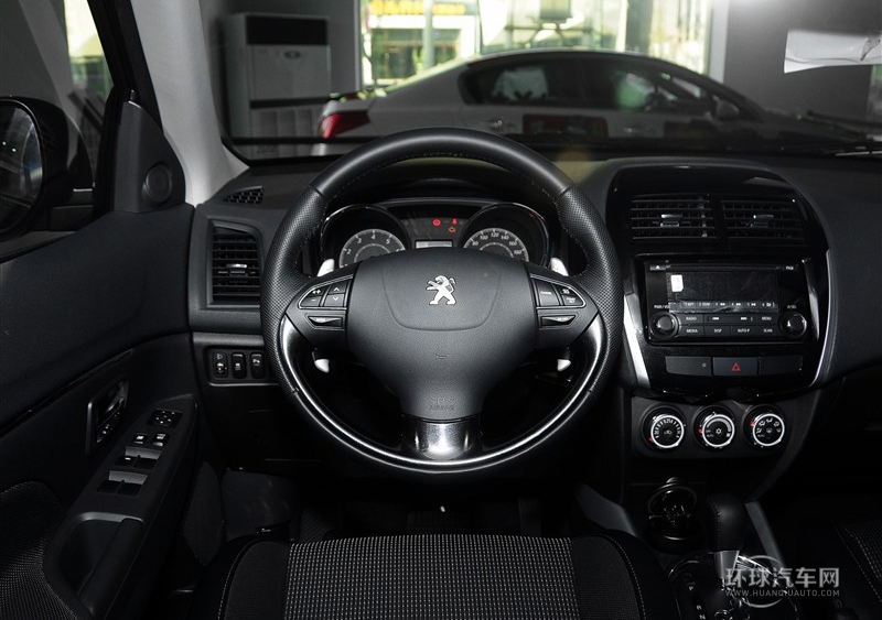 2013款 2.0L 四驅時尚型