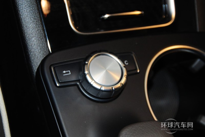 2013款改款GLK300 4MATIC豪華版