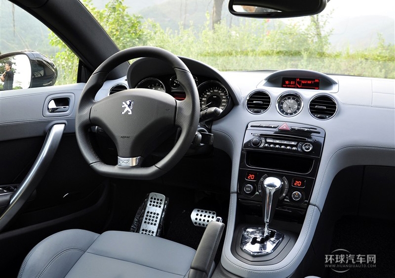 2011款 1.6T 豪華運動型