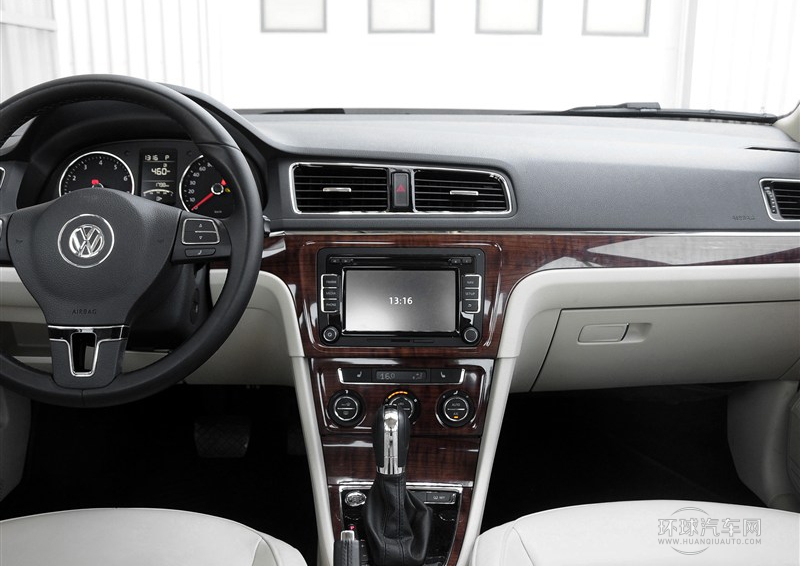 2013款 改款 1.4TSI DSG豪華版