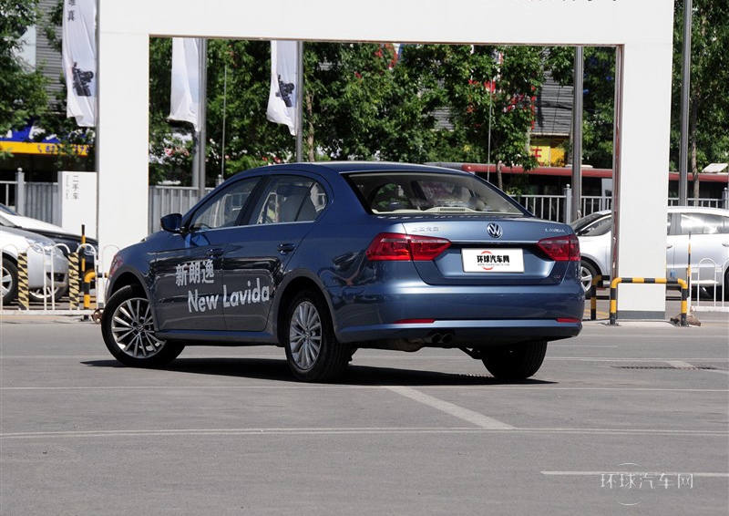 2013款 改款 1.4TSI DSG豪華版