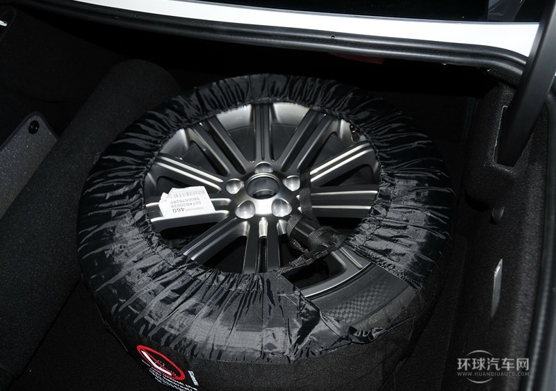 2014款 1.6T 豪華版深色風格