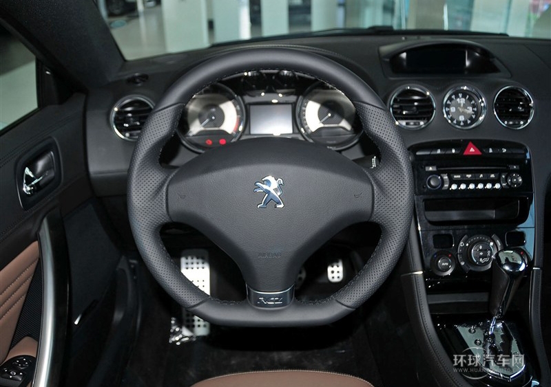 2014款 1.6T 豪華版深色風格