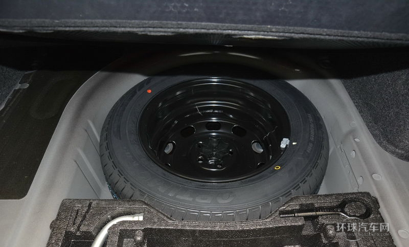 2013款 改款 1.4TSI 手動(dòng)豪華版