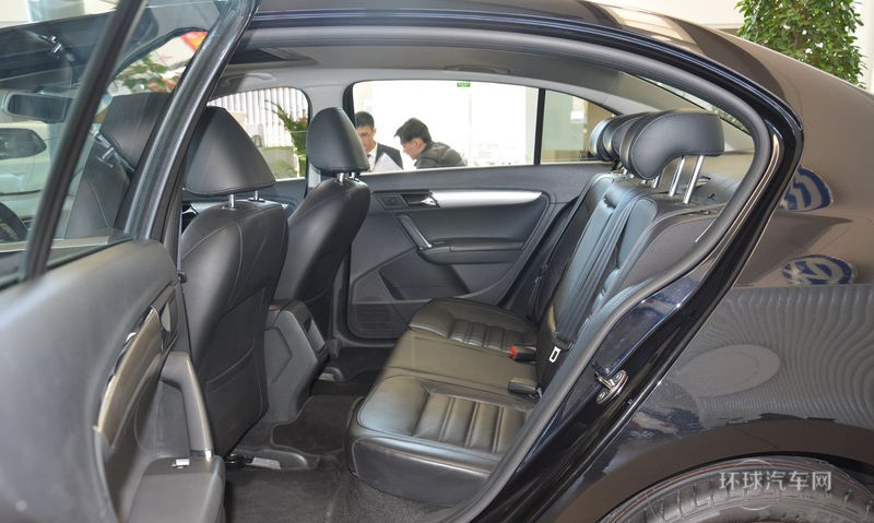 2013款 改款 1.4TSI 手動(dòng)豪華版