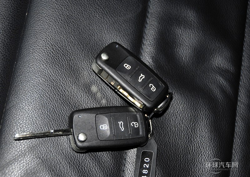 2013款 改款 1.4TSI 手動(dòng)舒適版