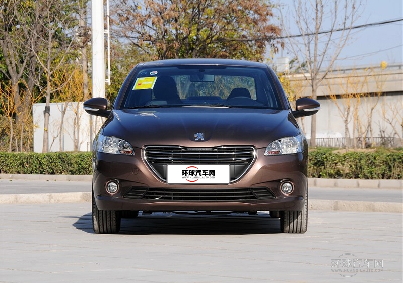 2014款 1.6L 自動尊貴版