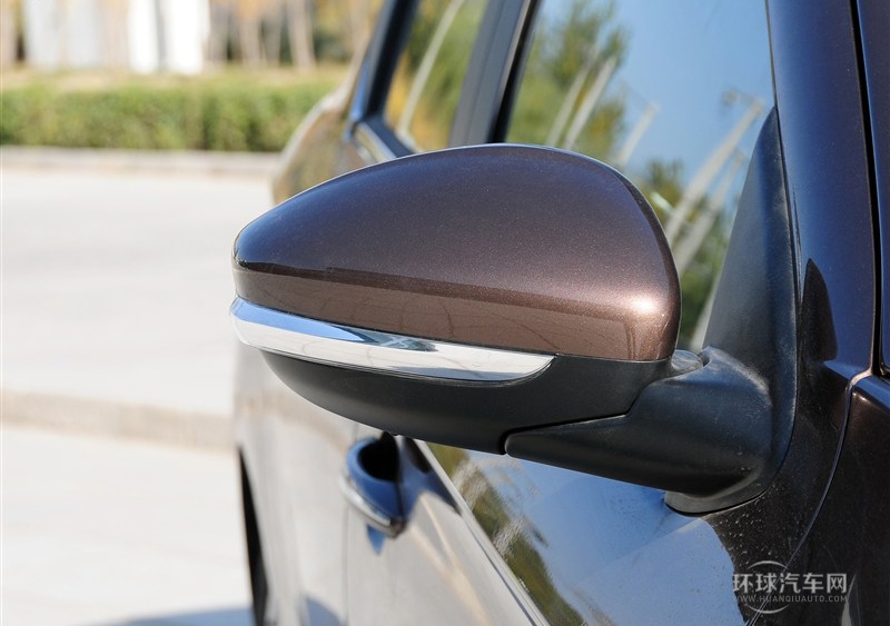 2014款 1.6L 自動尊貴版