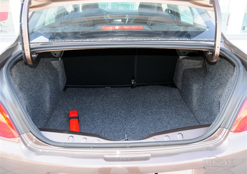 2014款 1.6L 自動尊貴版