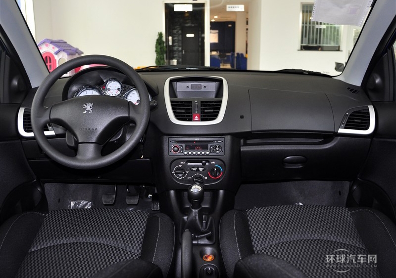 2011款 兩廂 1.4L 手動馭樂版