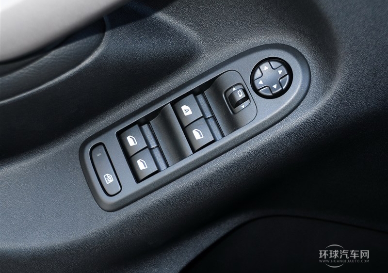 2014款 1.6L 自動尊貴版