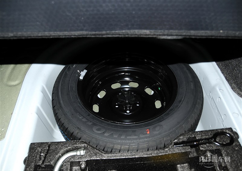 2013款 改款 1.6L 手動舒適版